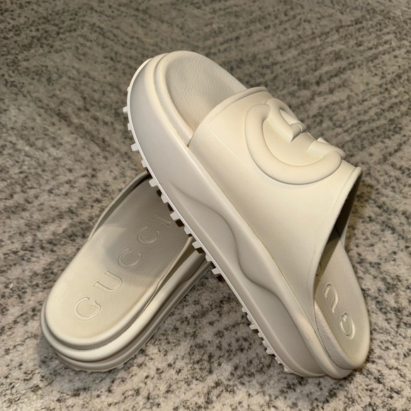 GUCCI Women's GG Print Platform Slide Sandals Off White size 10US/40EU - Picture 5 of 16